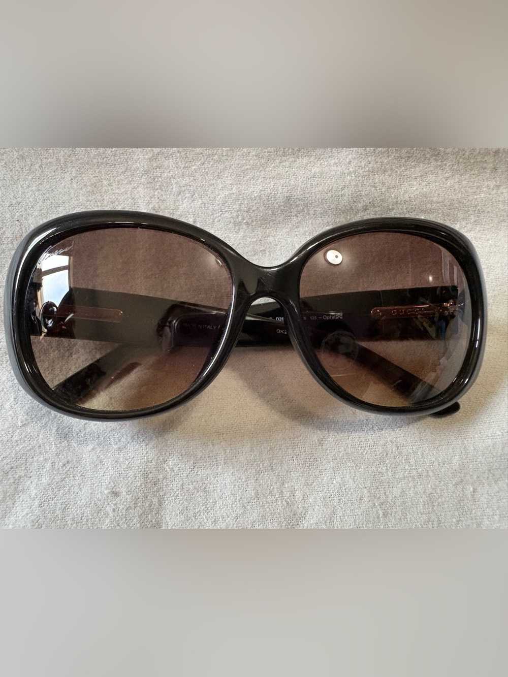 Gucci Black Frame Sunglasses with Brown Gradient Lenses